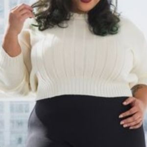 Elhoffer Design Marilyn Cropped Sweater